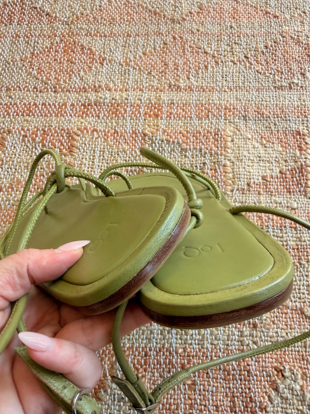 LOQ Granada Sandals in Khaki green wrap minimalist size 37 - 7.5 to 8 - Picture 15 of 16